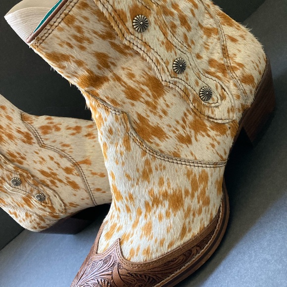 MYRA WESTRO WESTERN HAND-TOOLED BOOTIES - Picture 10 of 16